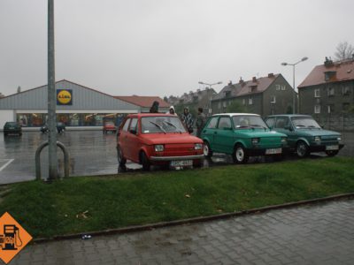 Spotkanie z Chudym na Rokitnicy - auta Dejwa nie widać ponieważ wykorzystał tę chwilę aby skoczyć na grzyby